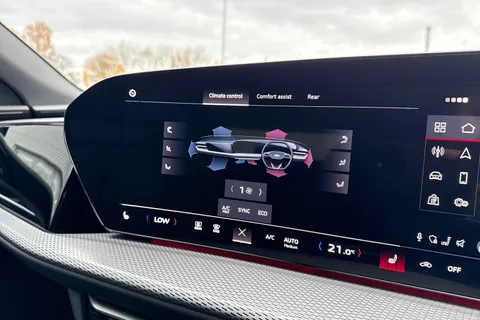  Audi Q5 2.0 TFSI S line Sportback S Tronic quattro Euro 6 (s/s) 5dr Thumbnail #22