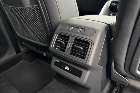  Audi Q5 2.0 TFSI S line Sportback S Tronic quattro Euro 6 (s/s) 5dr Thumbnail #39