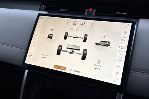 KO73YMK Land Rover Discovery Sport 1.5 P300e Dynamic HSE 5dr Thumbnail #44