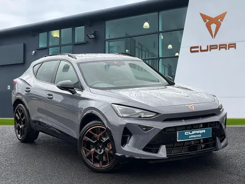KR74NBG CUPRA Formentor 2.0 TSI 333 VZ3 5dr DSG 4Drive **Panoramic sunroof** Thumbnail #2