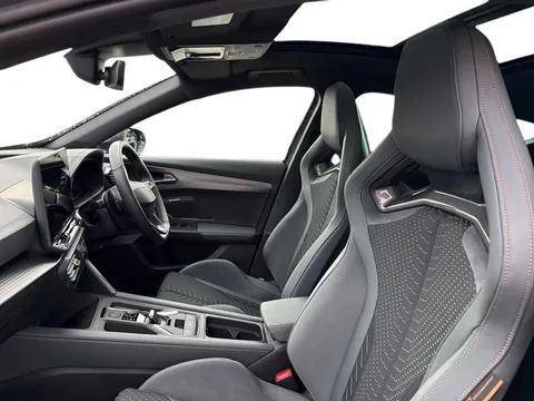 KR74NBG CUPRA Formentor 2.0 TSI 333 VZ3 5dr DSG 4Drive **Panoramic sunroof** Thumbnail #12