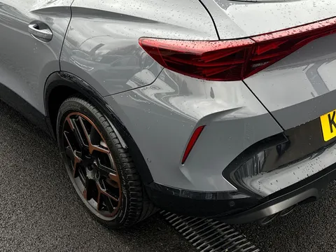 KR74NBG CUPRA Formentor 2.0 TSI 333 VZ3 5dr DSG 4Drive **Panoramic sunroof** Thumbnail #17