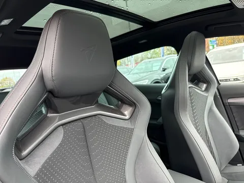 KR74NBG CUPRA Formentor 2.0 TSI 333 VZ3 5dr DSG 4Drive **Panoramic sunroof** Thumbnail #22