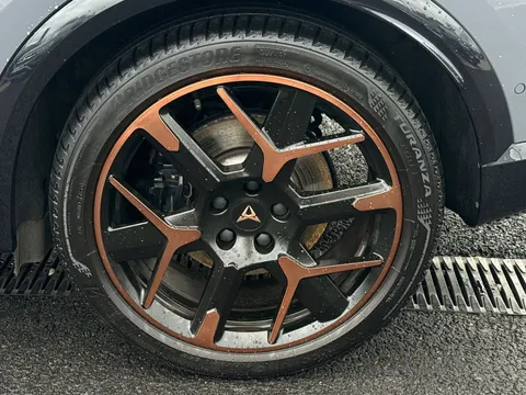 KR74NBG CUPRA Formentor 2.0 TSI 333 VZ3 5dr DSG 4Drive **Panoramic sunroof** Thumbnail #23