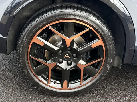 KR74NBG CUPRA Formentor 2.0 TSI 333 VZ3 5dr DSG 4Drive **Panoramic sunroof** Thumbnail #25