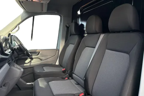 BK75JXD Volkswagen Crafter 2.0 TDI 163PS HDE Commerce (Business Pack) Low Roof Van Auto Thumbnail #16