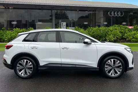 3 of 66 for Audi Q4 e-tron Q4 Sport 35 e-tron 125,00 kW