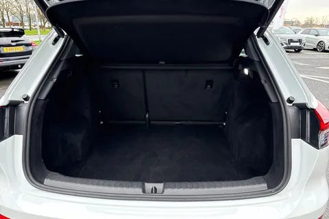 7 of 66 for Audi Q4 e-tron Q4 Sport 35 e-tron 125,00 kW