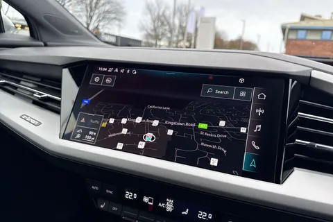 17 of 66 for Audi Q4 e-tron Q4 Sport 35 e-tron 125,00 kW