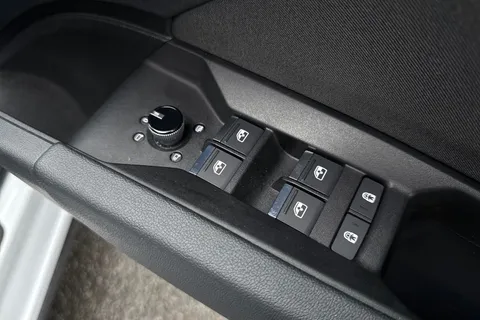 47 of 66 for Audi Q4 e-tron Q4 Sport 35 e-tron 125,00 kW