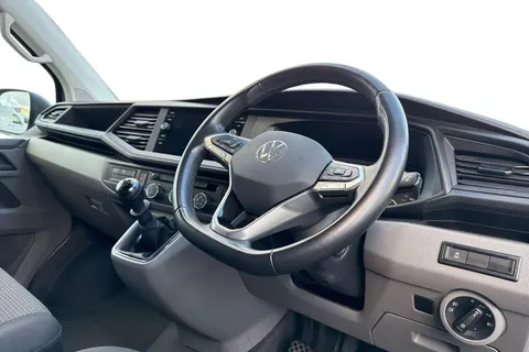 DG74EDU Volkswagen Transporter T28 Highline SWB 110 PS 2.0 TDI 5sp - LED's / Nav Thumbnail #14