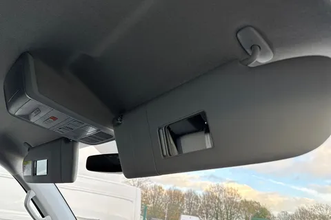 DG74EDU Volkswagen Transporter T28 Highline SWB 110 PS 2.0 TDI 5sp - LED's / Nav Thumbnail #46