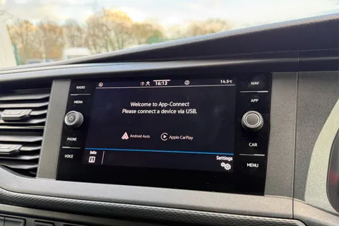 DG74EDU Volkswagen Transporter T28 Highline SWB 110 PS 2.0 TDI 5sp - LED's / Nav Thumbnail #52