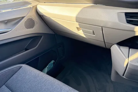 DF75PDV Volkswagen California Ocean T7 SWB 150 PS DSG - Power Doors/Tow Pack Thumbnail #20