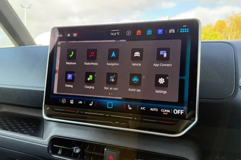 DF75PVV Volkswagen Id. Buzz Cargo Cargo Commerce Plus SWB 286 PS 79 kWh Electric 1 Speed Automatic Thumbnail #17