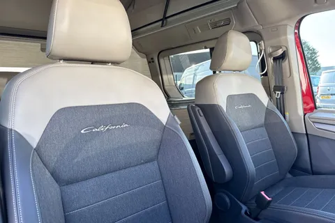 DF75PDV Volkswagen California Ocean T7 SWB 150 PS DSG - Power Doors/Tow Pack Thumbnail #24