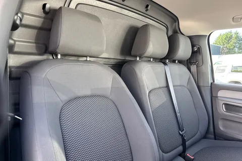 DF75PVV Volkswagen Id. Buzz Cargo Cargo Commerce Plus SWB 286 PS 79 kWh Electric 1 Speed Automatic Thumbnail #24