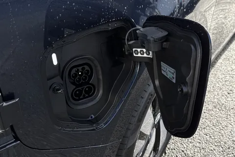 DF75PVV Volkswagen Id. Buzz Cargo Cargo Commerce Plus SWB 286 PS 79 kWh Electric 1 Speed Automatic Thumbnail #25