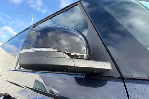 DF75PVV Volkswagen Id. Buzz Cargo Cargo Commerce Plus SWB 286 PS 79 kWh Electric 1 Speed Automatic Thumbnail #26