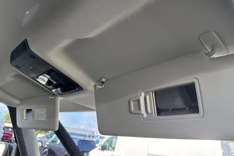 DF75PVV Volkswagen Id. Buzz Cargo Cargo Commerce Plus SWB 286 PS 79 kWh Electric 1 Speed Automatic Thumbnail #39