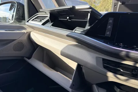 DF75PDV Volkswagen California Ocean T7 SWB 150 PS DSG - Power Doors/Tow Pack Thumbnail #46