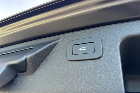  Land Rover Discovery Sport 2.0 D200 MHEV Dynamic SE Auto 4WD Euro 6 (s/s) 5dr Thumbnail #26