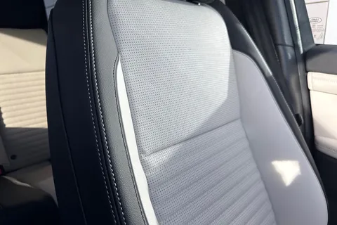  Land Rover Discovery Sport 2.0 D200 MHEV Dynamic SE Auto 4WD Euro 6 (s/s) 5dr Thumbnail #49