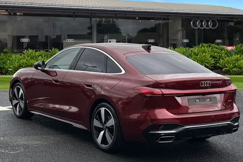 Audi A5 2.0 e-hybrid 25.9kWh S line Saloon S Tronic quattro Euro 6 (s/s) 5dr Thumbnail #3