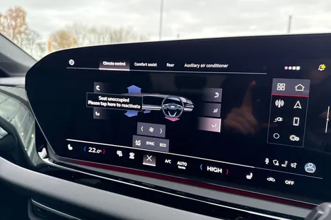 Audi A5 2.0 e-hybrid 25.9kWh S line Saloon S Tronic quattro Euro 6 (s/s) 5dr Thumbnail #22