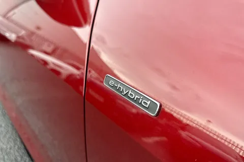 Audi A5 2.0 e-hybrid 25.9kWh S line Saloon S Tronic quattro Euro 6 (s/s) 5dr Thumbnail #26