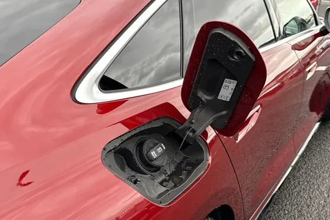 Audi A5 2.0 e-hybrid 25.9kWh S line Saloon S Tronic quattro Euro 6 (s/s) 5dr Thumbnail #29