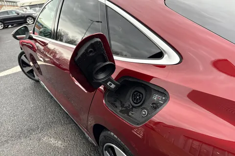 Audi A5 2.0 e-hybrid 25.9kWh S line Saloon S Tronic quattro Euro 6 (s/s) 5dr Thumbnail #30