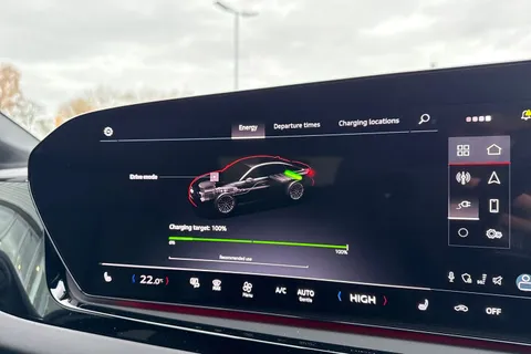 Audi A5 2.0 e-hybrid 25.9kWh S line Saloon S Tronic quattro Euro 6 (s/s) 5dr Thumbnail #60