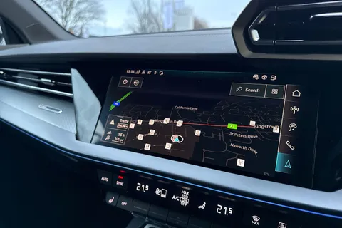 Audi A3 1.5 TFSI S line Sportback Euro 6 (s/s) 5dr Thumbnail #17