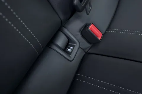 Audi A3 1.5 TFSI S line Sportback Euro 6 (s/s) 5dr Thumbnail #38