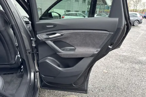 43 of 66 for Audi Q6 E-Tron Q6 SUV Edition 1 e-tron 185,00 kW