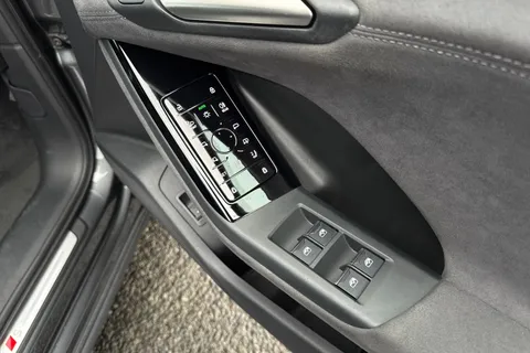 47 of 66 for Audi Q6 E-Tron Q6 SUV Edition 1 e-tron 185,00 kW