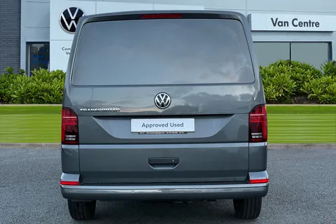 DG74CXM Volkswagen Transporter 2.0 TDI 150 Highline Van DSG Thumbnail #5