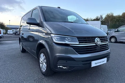 DG74CXM Volkswagen Transporter 2.0 TDI 150 Highline Van DSG Thumbnail #9