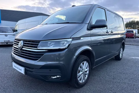 DG74CXM Volkswagen Transporter 2.0 TDI 150 Highline Van DSG Thumbnail #29