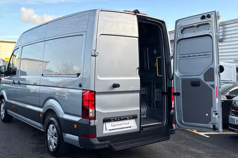 BG75LZV Volkswagen Crafter 2.0 TDI 140PS Commerce Plus High Roof Auto-Twin Slider Thumbnail #41