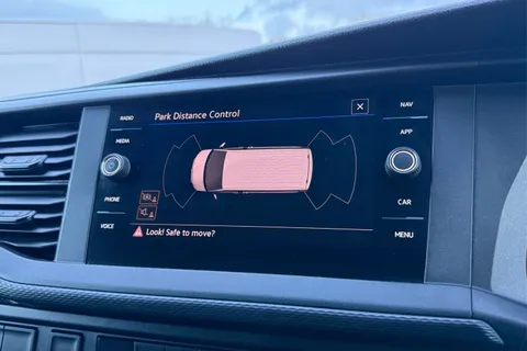 DG74CXM Volkswagen Transporter 2.0 TDI 150 Highline Van DSG Thumbnail #50