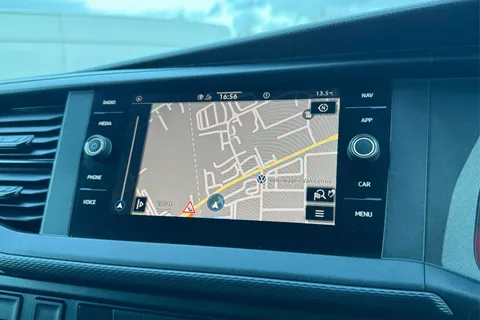 DG74CXM Volkswagen Transporter 2.0 TDI 150 Highline Van DSG Thumbnail #51