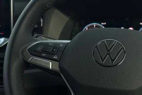 BG75LZV Volkswagen Crafter 2.0 TDI 140PS Commerce Plus High Roof Auto-Twin Slider Thumbnail #56