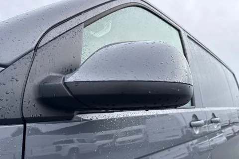 DC24GNF Volkswagen Transporter 2.0 TDI 150 Highline Van DSG Thumbnail #27