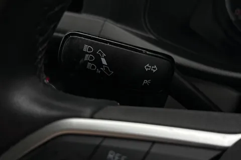 DC24GNF Volkswagen Transporter 2.0 TDI 150 Highline Van DSG Thumbnail #40