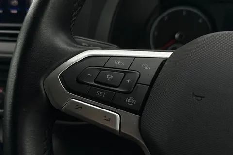 DC24GNF Volkswagen Transporter 2.0 TDI 150 Highline Van DSG Thumbnail #41