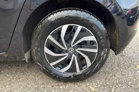 CX24YAD Volkswagen Polo 1.0 TSI (95ps) Life 5Dr Thumbnail #24