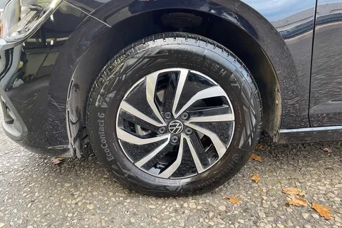 CX24YAD Volkswagen Polo 1.0 TSI (95ps) Life 5Dr Thumbnail #25