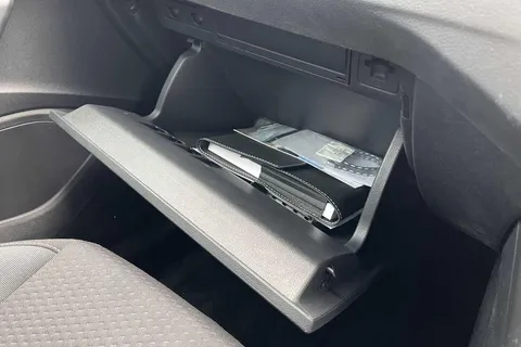 CX24YAD Volkswagen Polo 1.0 TSI (95ps) Life 5Dr Thumbnail #39